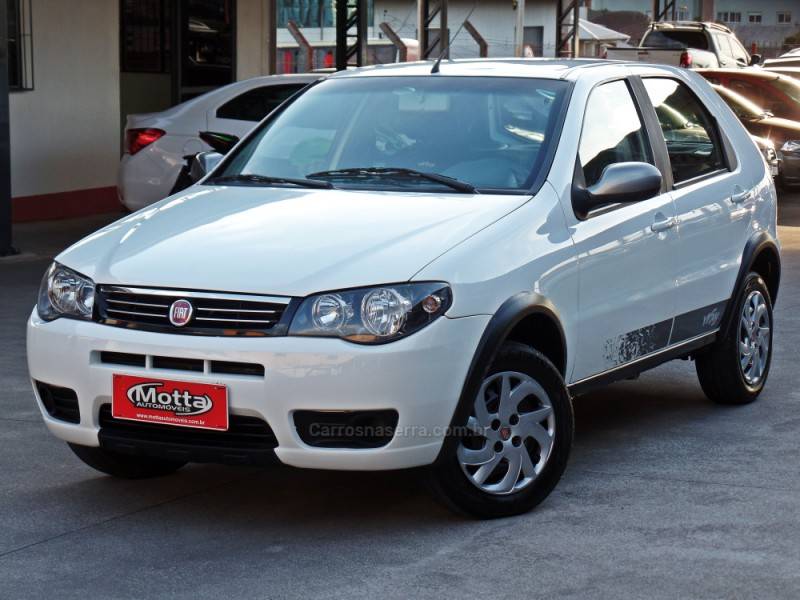 FIAT - PALIO - 2016/2016 - Branca - R$ 36.800,00