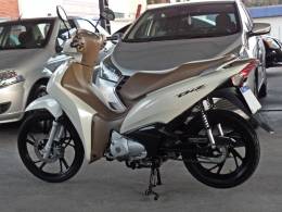HONDA - BIZ 125 - 2021/2021 - Branca - R$ 16.500,00