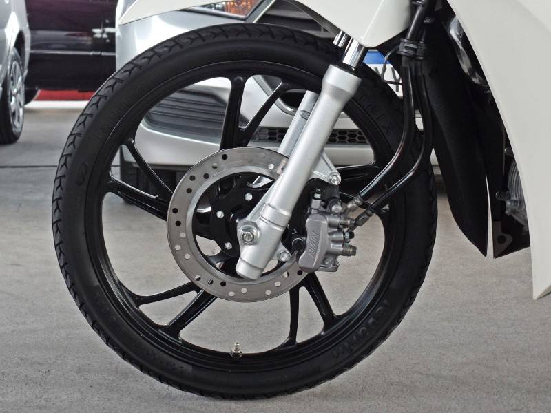 HONDA - BIZ 125 - 2021/2021 - Branca - R$ 16.500,00