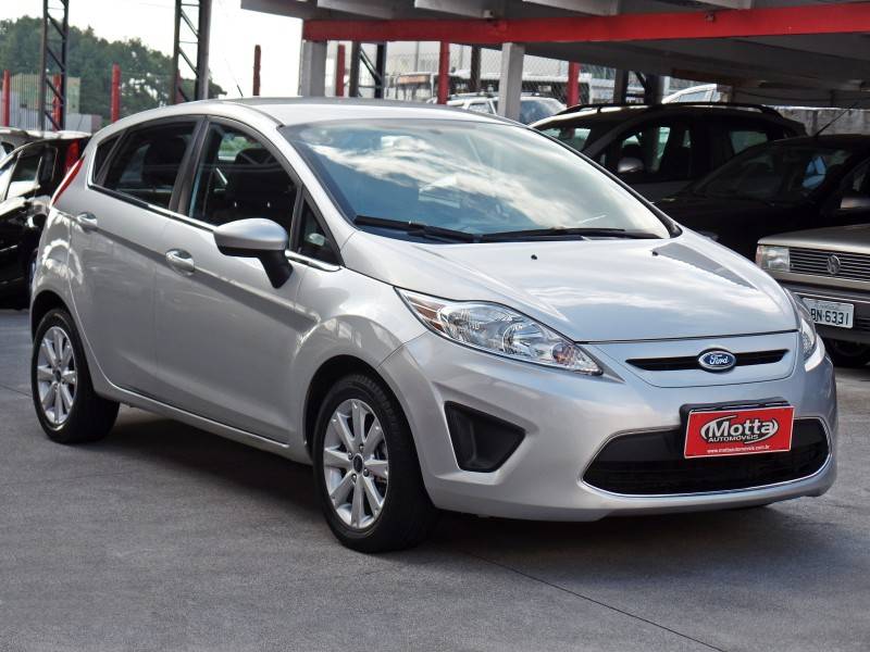 FORD - FIESTA - 2012/2012 - Prata - R$ 39.800,00