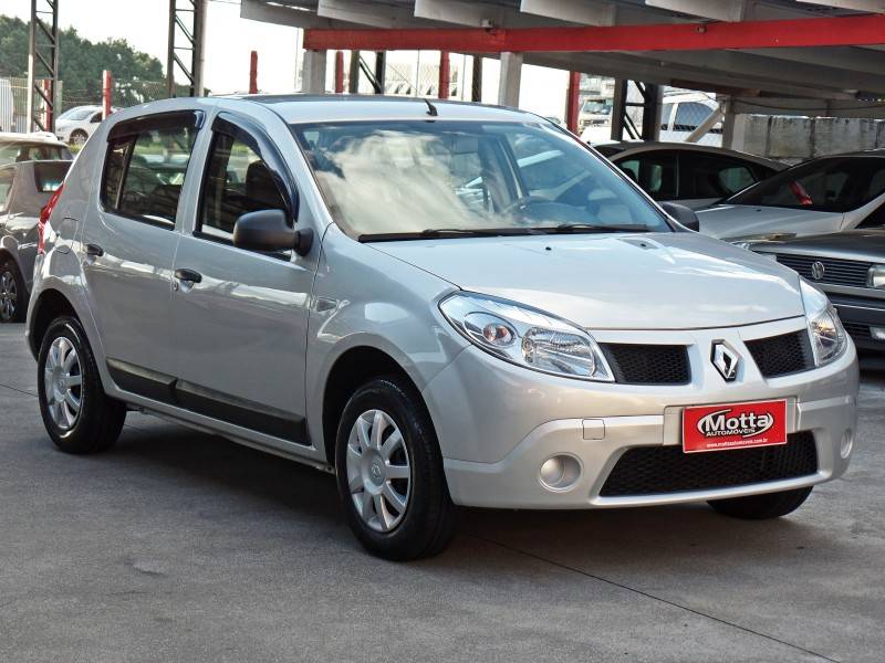 RENAULT - SANDERO - 2009/2010 - Prata - R$ 28.800,00