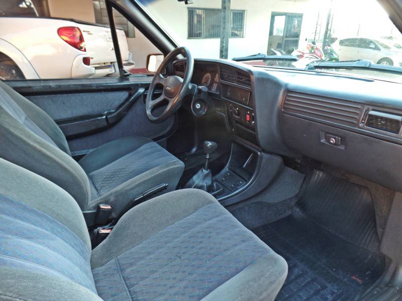 CHEVROLET - MONZA - 1995/1995 - Marrom - R$ 22.800,00