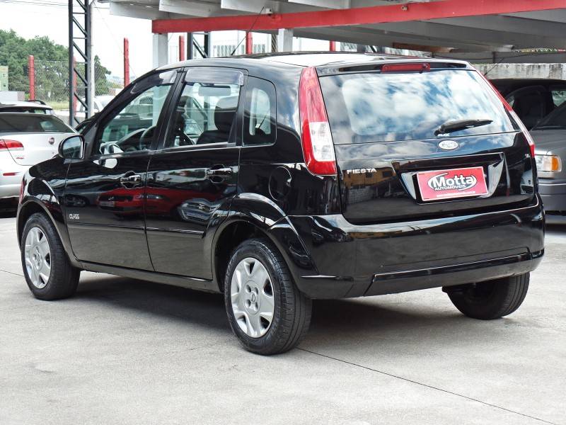 FORD - FIESTA - 2009/2009 - Preta - R$ 29.800,00