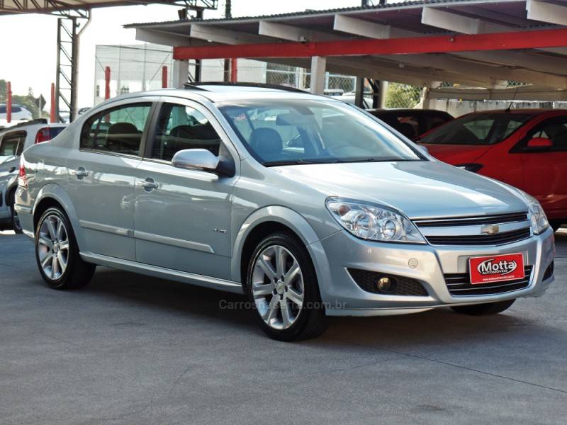 CHEVROLET - VECTRA - 2010/2011 - Prata - R$ 48.800,00