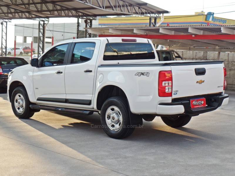 CHEVROLET - S10 - 2018/2019 - Branca - R$ 137.900,00