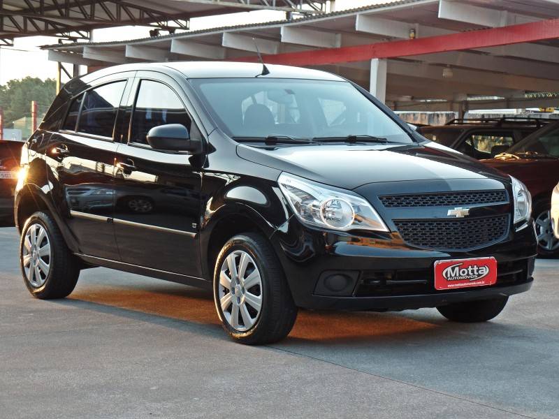 CHEVROLET - AGILE - 2010/2011 - Preta - R$ 35.800,00
