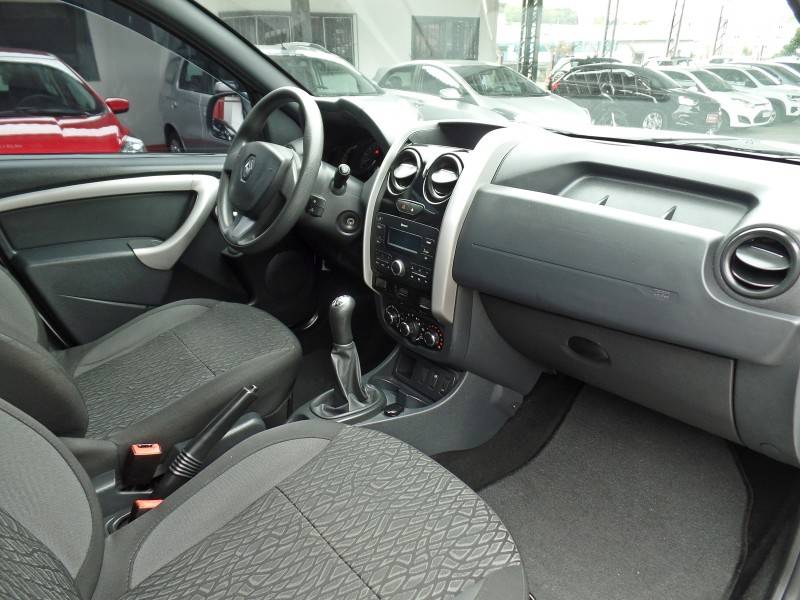 RENAULT - DUSTER OROCH - 2021/2022 - Branca - R$ 84.800,00