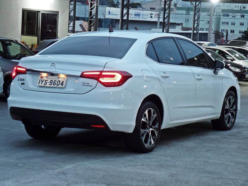 CITROËN - C4 LOUNGE - 2018/2019 - Branca - R$ 69.800,00