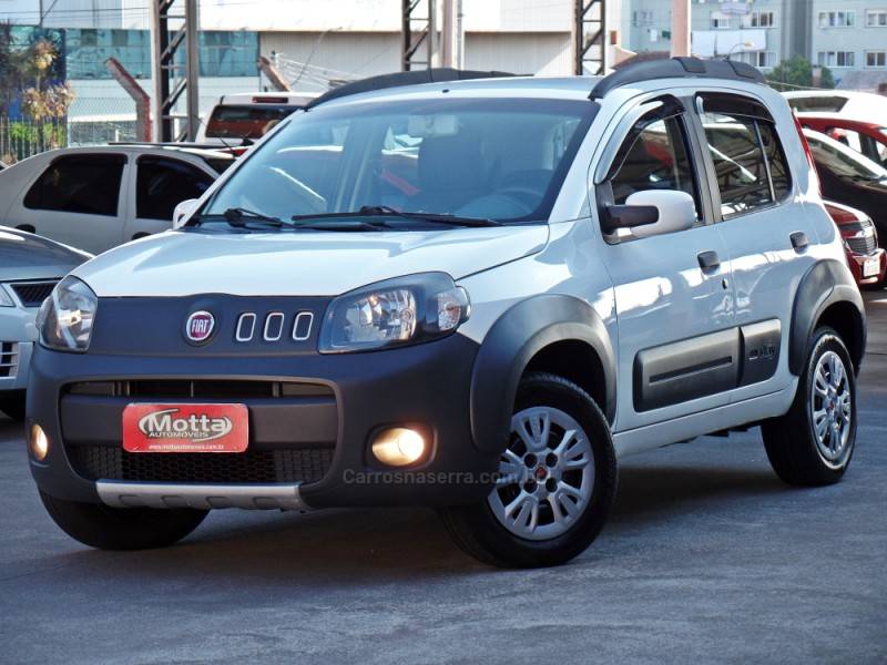 FIAT - UNO - 2013/2014 - Branca - R$ 37.800,00