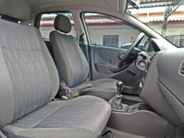 CHEVROLET - CORSA - 2009/2010 - Prata - R$ 31.800,00