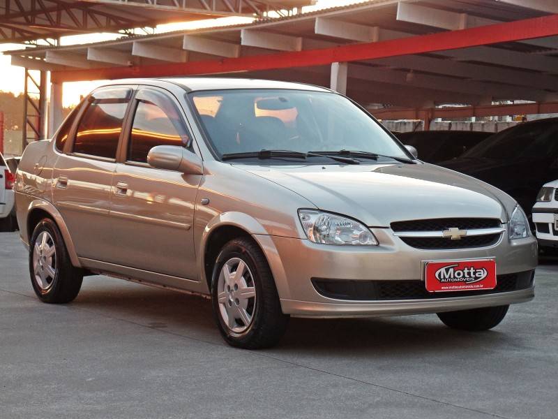 CHEVROLET - CLASSIC - 2013/2013 - Bege - R$ 32.500,00